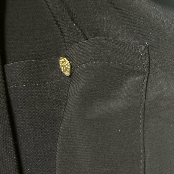 NWT ANNE KLEIN black w/ gold
Three-Quarter Sleeve Collared Jumpsuit - Picture 5 of 8